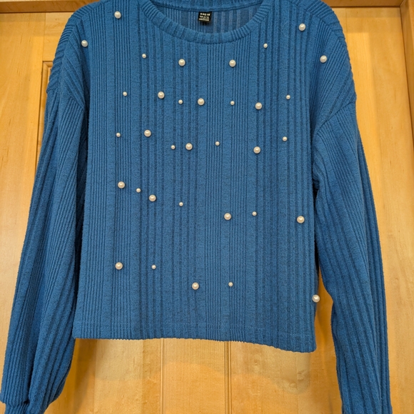 SHEIN Blue Sweater with Pearl Details - Picture 4 of 6